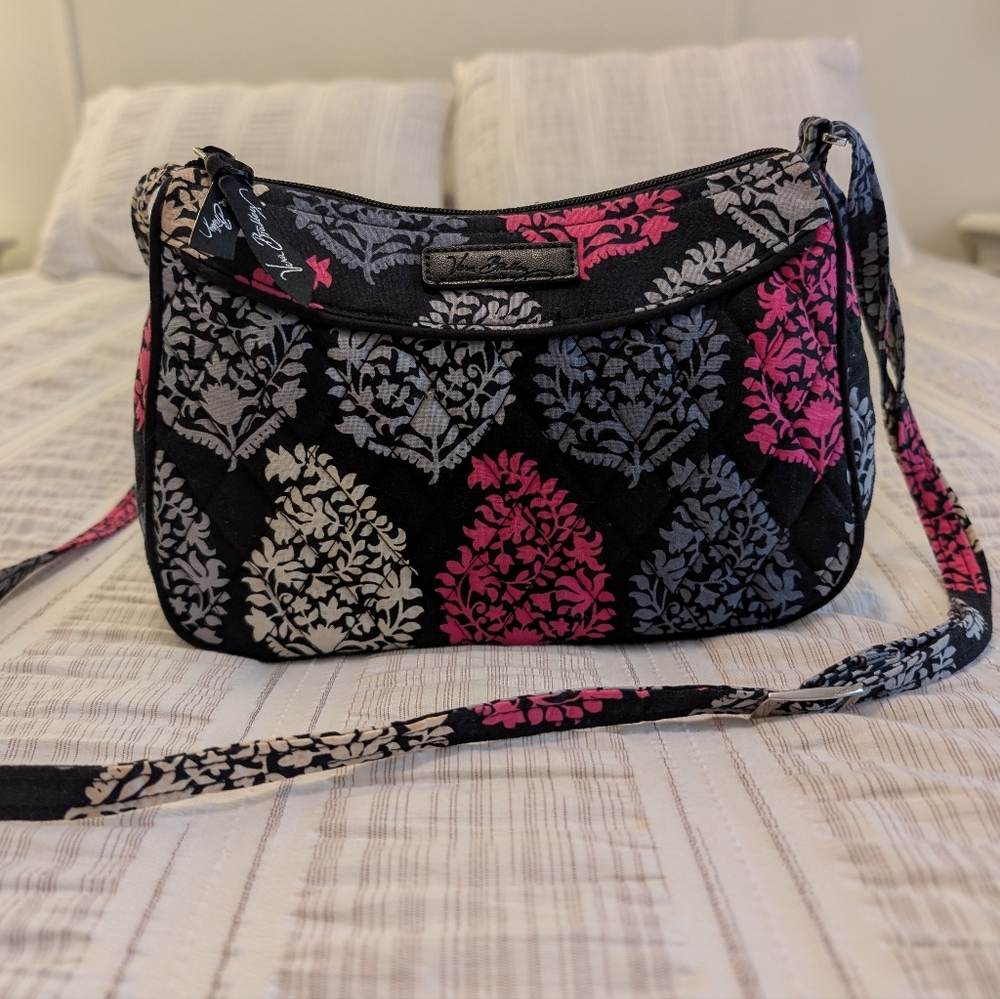 Vera Bradley Small Crossbody Bag In The Northern Lights Pattern ***CLEARANCE***